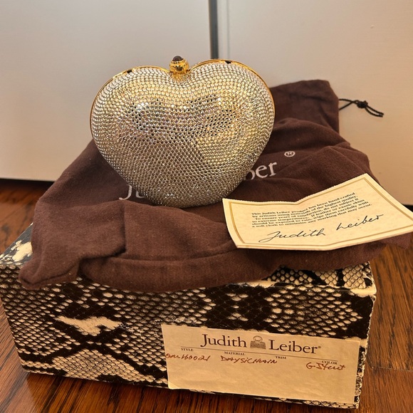 Judith Lieber Swarovski crystal gold heart Minaudiere evening bag - Picture 6 of 10